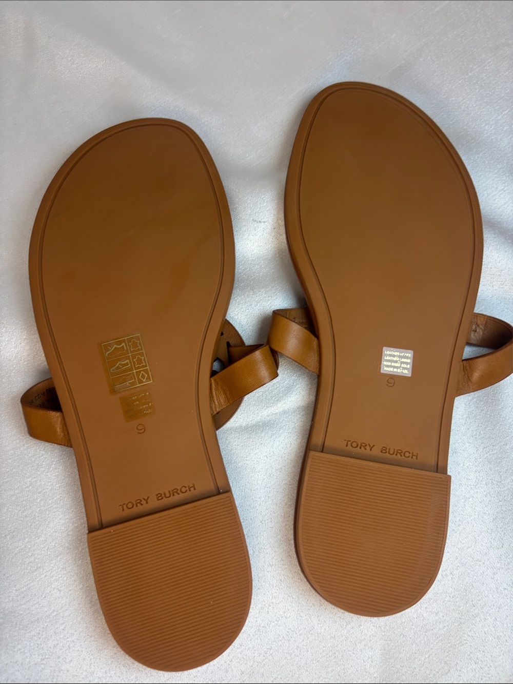 Tory Burch Miller Cognac Leather Logo Thong Sandals - Picture 5 of 6